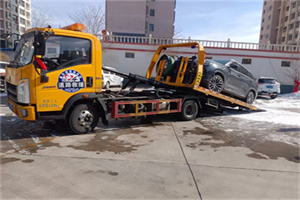 红旗区救援拖车费用怎么算